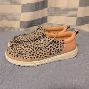 Hey DUDE! Cheetah Print Casual Shoes - Tan & Black